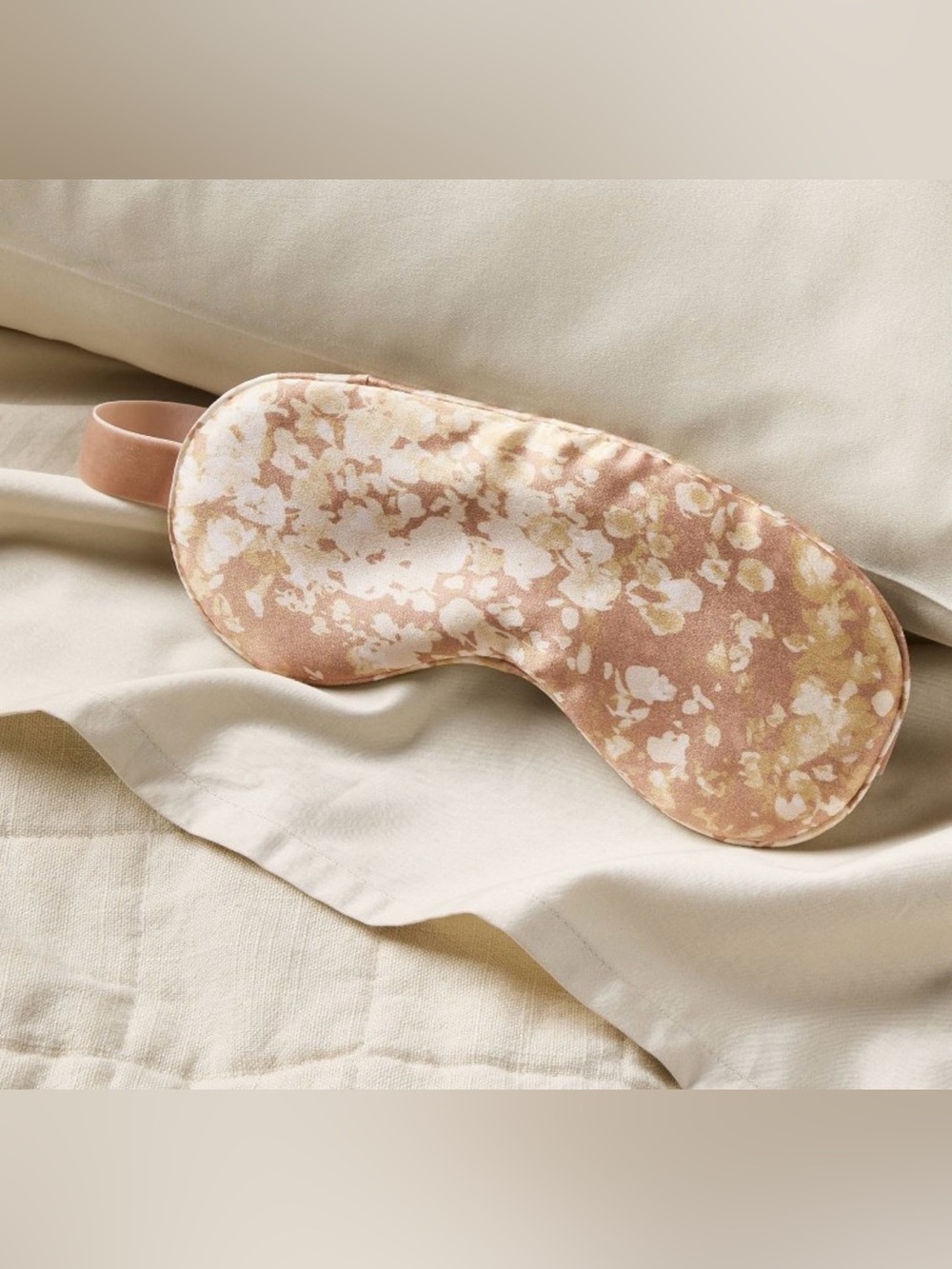 Casaluna Silk Floral Sleep Mask in Blush Pink